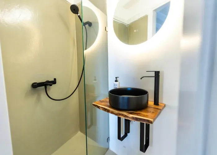 شقة The Aegean 6 Bedroom Nearby The In Kanalia Area - By Hospirit *